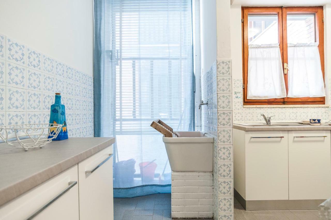 Casa Vacanza Flora Leilighet Sperlonga Eksteriør bilde
